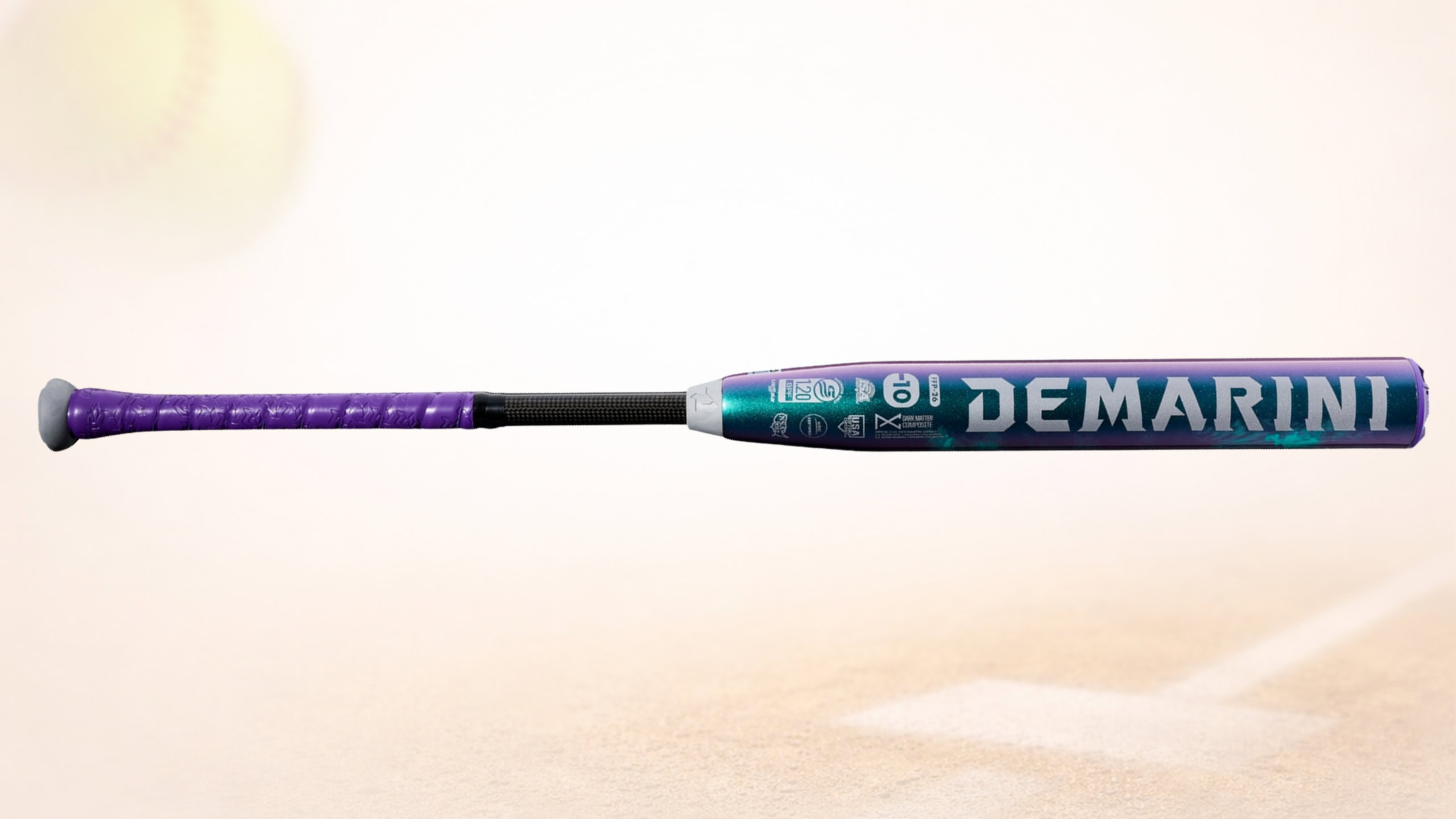 2026 DeMarini Future Fastpitch Bat Review 4